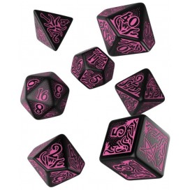  Комплект зарове Q-Workshop - Call of Cthulhu 7th Ed. Dice Set: Black & Magenta (7 бр.)