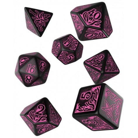 Комплект зарове Q-Workshop - Call of Cthulhu 7th Ed. Dice Set: Black & Magenta (7 бр.)