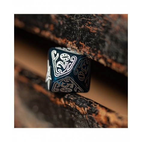 Комплект зарове Q-Workshop - Call of Cthulhu Dice Set: Abyssal & White (7 бр.)