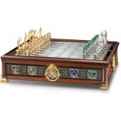  Шах The Noble Collection - The Hogwarts Houses Quidditch Chess Set